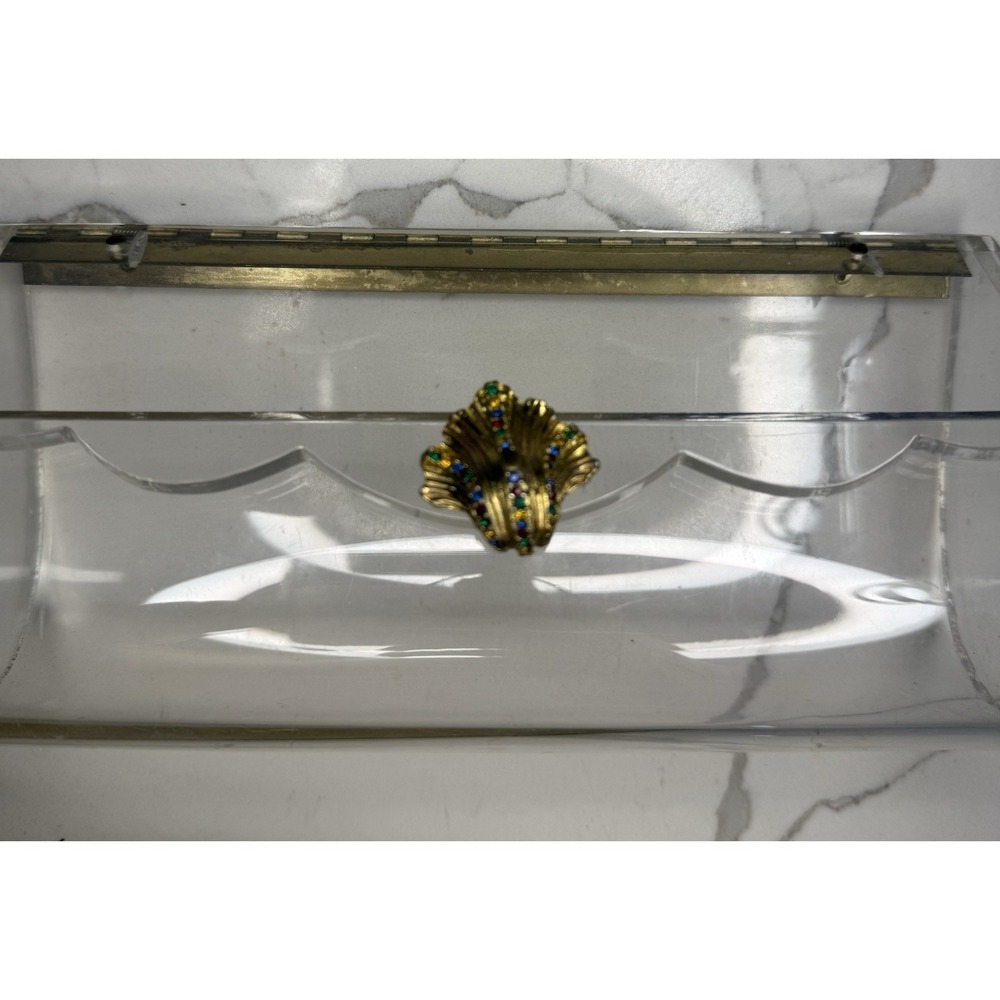 Vintage Lucite Acrylic Clutch Hinged Scalloped Edge handbag 1950s clear plastic - Picture 3 of 11
